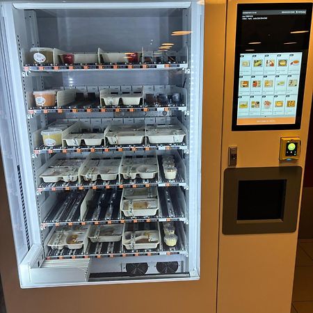Dc Hotel Charleroi Airport 外观 照片