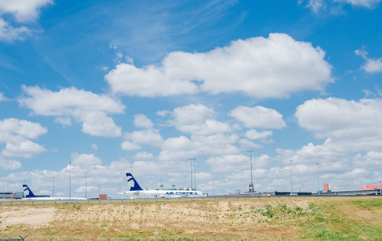 Dc Hotel Charleroi Airport 外观 照片